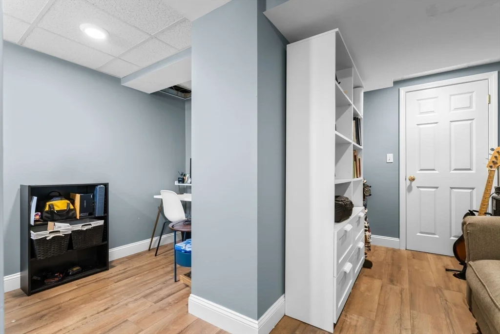 3 bed, 1 bath apartment for rent at 149-151 Pleasant Unit 149, Watertown — photo 22 of 26