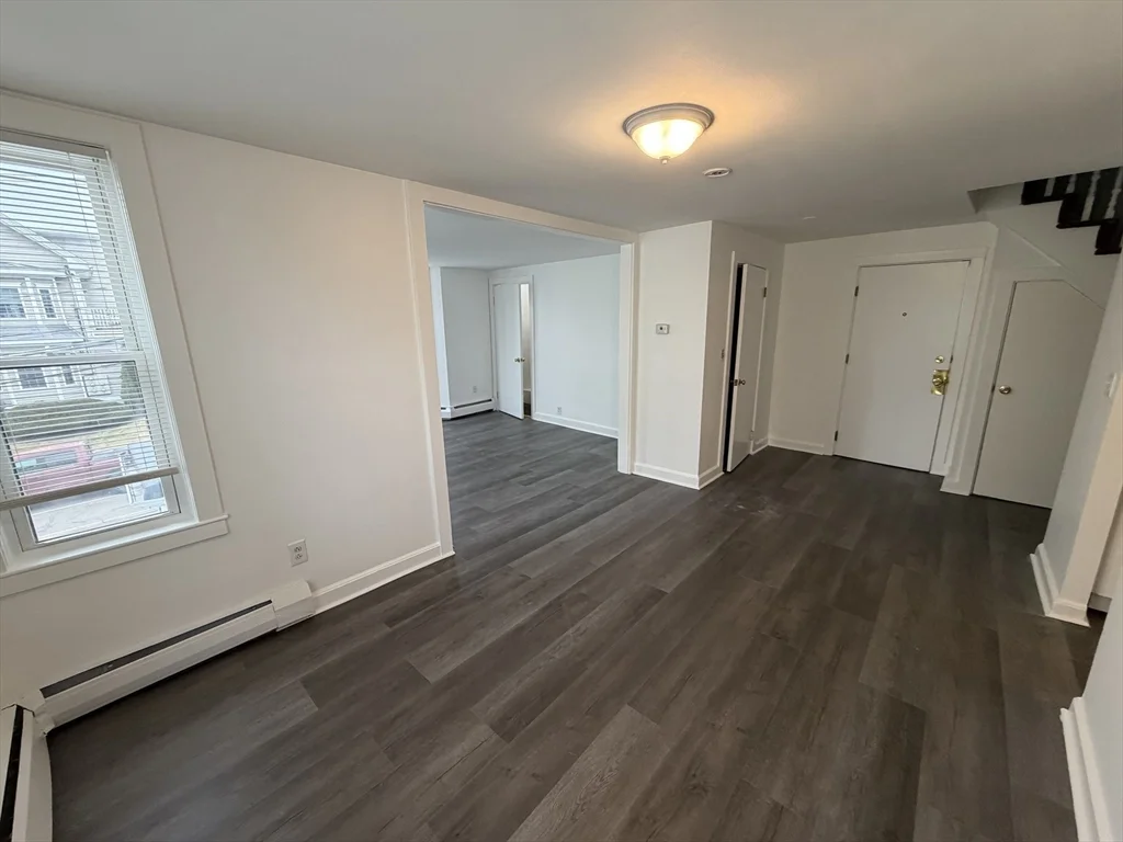 3 bed, 1 bath apartment for rent at 149 Adams St Unit 149, Waltham — photo 5 of 12