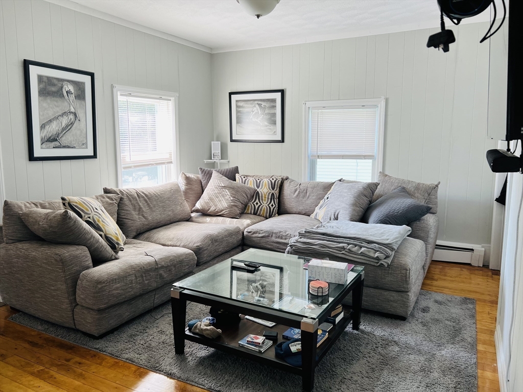1 bed, 1 bath apartment for rent at 149 Belmont St Unit 2, Everett — photo 4 of 20