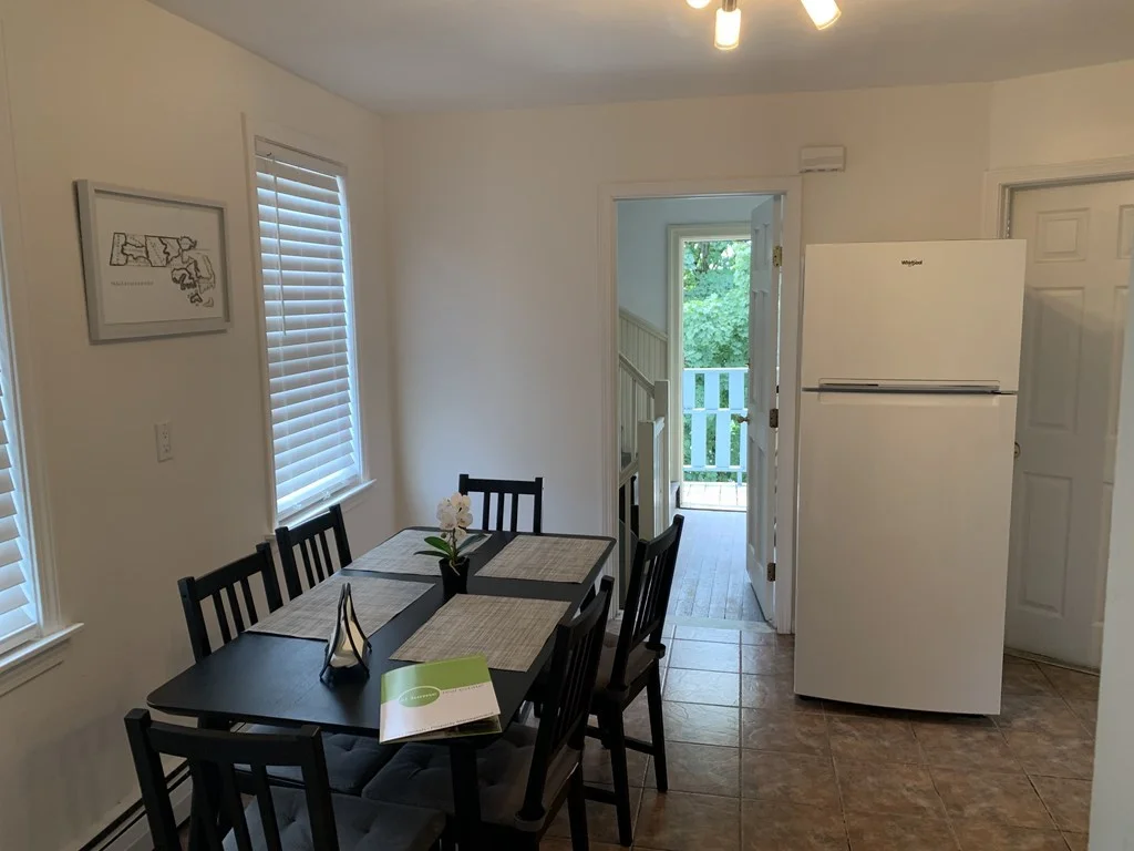 3 bed, 1 bath apartment for rent at 149 Chester Ave Unit 2, Chelsea — photo 2 of 8