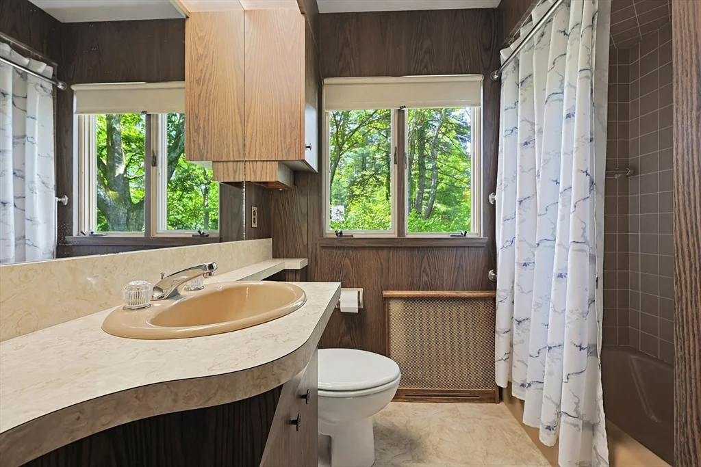 3 bed, 2 bath apartment for rent at 149 Copeland St, West Bridgewater — photo 12 of 33