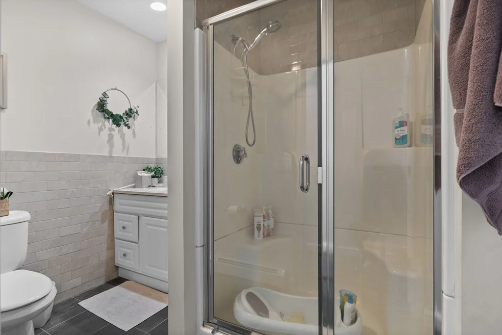 2 bed, 2 bath apartment for rent at 149 Cottage St Unit 2, East Boston — photo 4 of 20