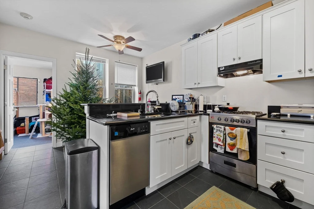 2 bed, 2 bath apartment for rent at 149 Cottage St Unit 2, East Boston