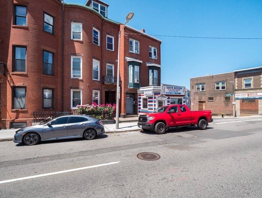 1 bed, 1 bath apartment for rent at 149 Dorchester St Unit 1, South Boston