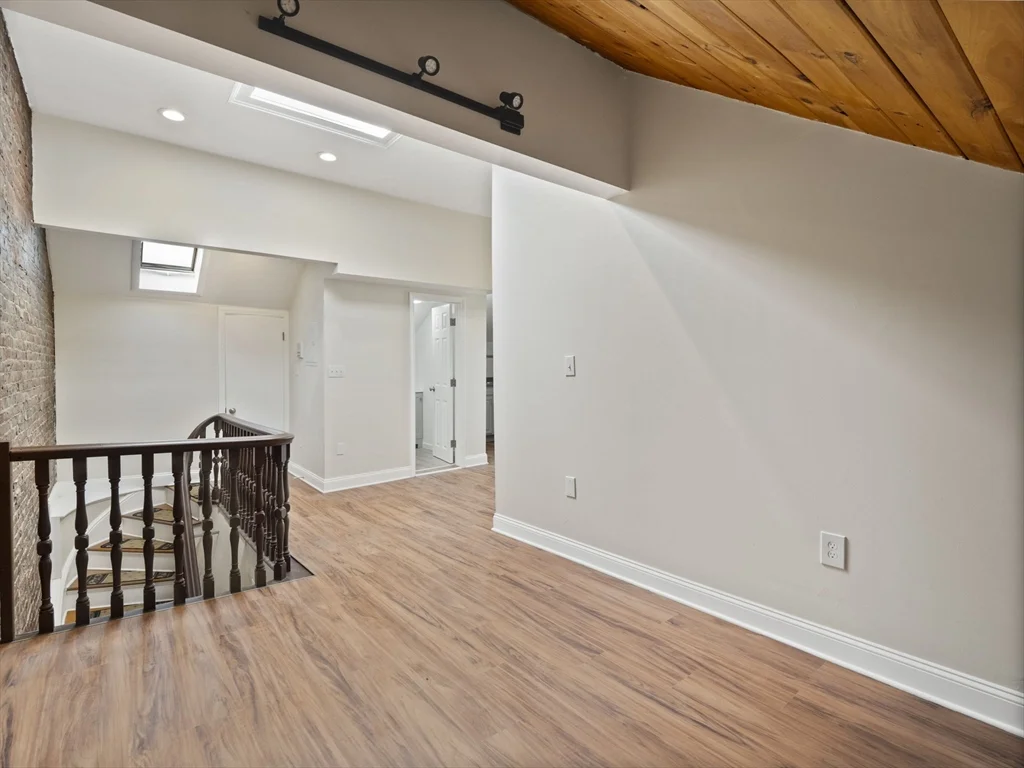 1 bed, 1 bath apartment for rent at 149 Dorchester St Unit 3, South Boston — photo 15 of 27