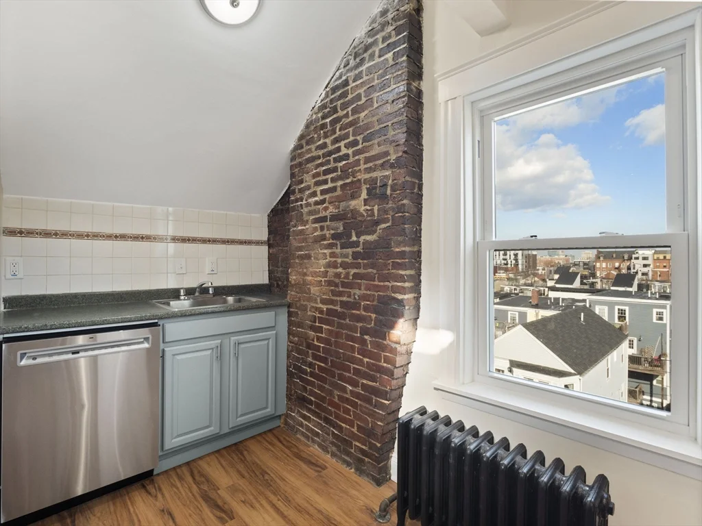 1 bed, 1 bath apartment for rent at 149 Dorchester St Unit 3, South Boston — photo 2 of 27