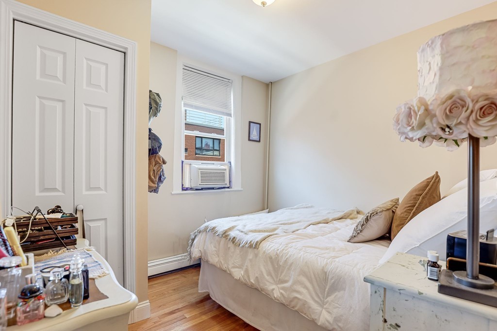 3 bed, 1 bath apartment for rent at 149 Endicott Unit 3, North End — photo 8 of 12