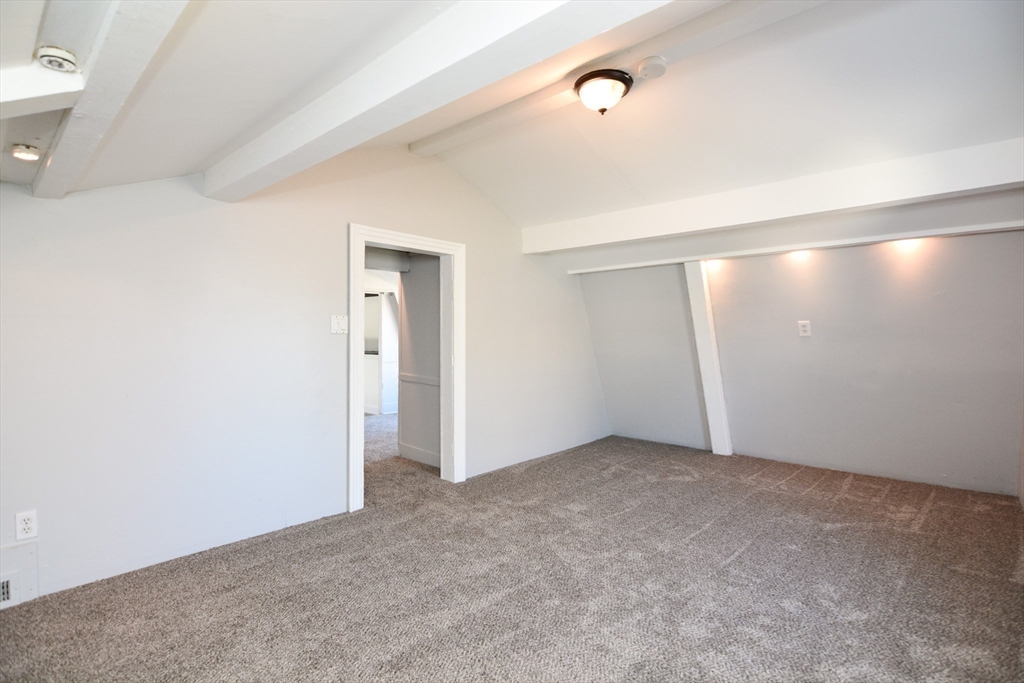 3 bed, 1 bath apartment for rent at 149 Federal St Unit B, Salem — photo 18 of 24