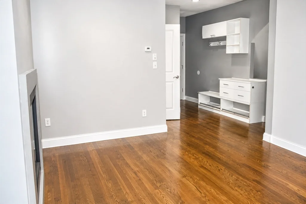 2 bed, 2 bath apartment for rent at 149 G St Unit 1, South Boston — photo 3 of 16