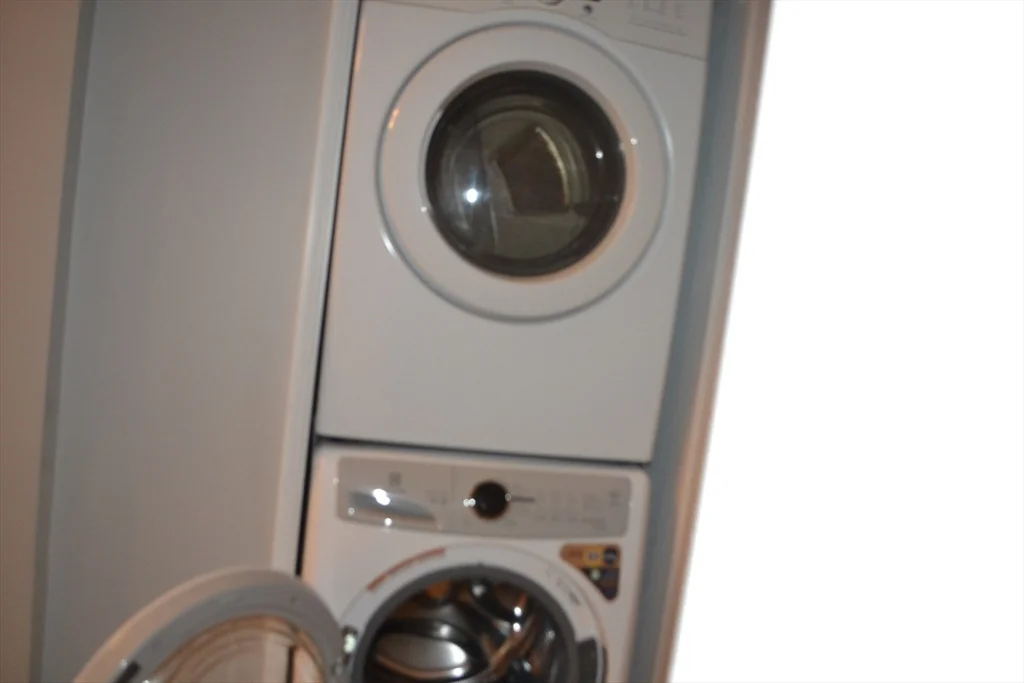 2 bed, 2 bath apartment for rent at 149 G St Unit 1, South Boston — photo 13 of 16