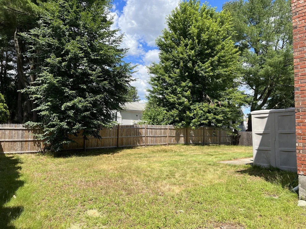 3 bed, 1 bath apartment for rent at 149 Gould St Unit 149, Needham — photo 31 of 32
