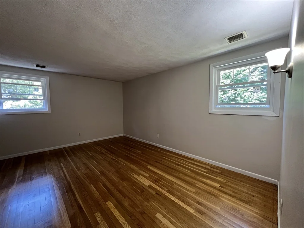 3 bed, 1 bath apartment for rent at 149 Gould St Unit 149, Needham — photo 16 of 32