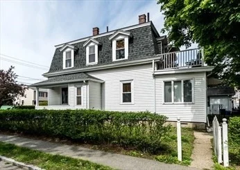 2 bed, 1 bath apartment for rent at 149 Grove St Unit 149, Waltham