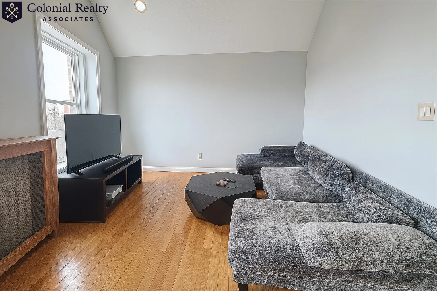 3 bed, 2 bath apartment for rent at 149 Harvard St Unit 9, Coolidge Corner — photo 3 of 15