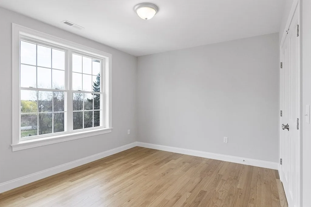 4 bed, 2 bath apartment for rent at 149 Lowell Rd Unit U:1, Pepperell — photo 24 of 34