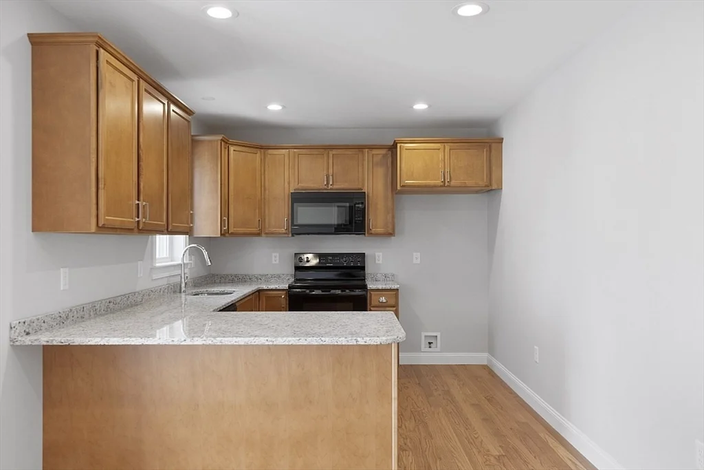 4 bed, 2 bath apartment for rent at 149 Lowell Rd Unit U:1, Pepperell — photo 8 of 34