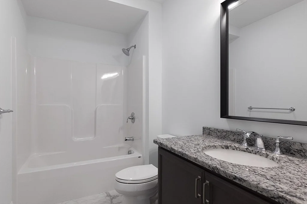 4 bed, 2 bath apartment for rent at 149 Lowell Rd Unit U:1, Pepperell — photo 7 of 34