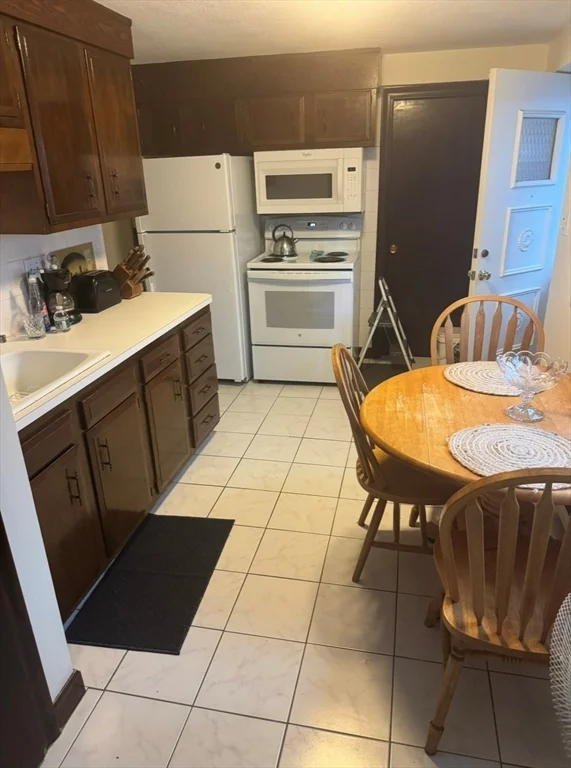 1 bed, 1 bath apartment for rent at 149 Nichols Unit 1, Everett — photo 3 of 5
