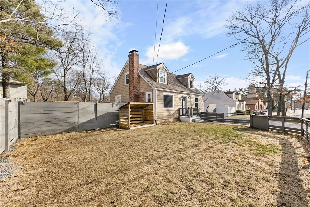 3 bed, 2 bath apartment for rent at 149 Oak St, Natick — photo 19 of 24
