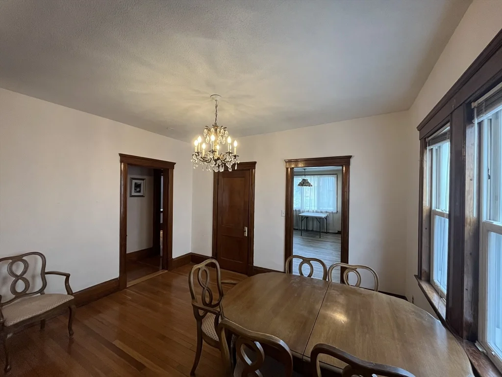 2 bed, 1 bath apartment for rent at 149 Oakland St Unit 1, Malden — photo 3 of 11