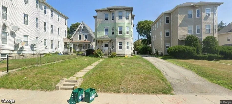 3 bed, 1 bath apartment for rent at 149 Vernon St Unit 2, Worcester — photo 2 of 21