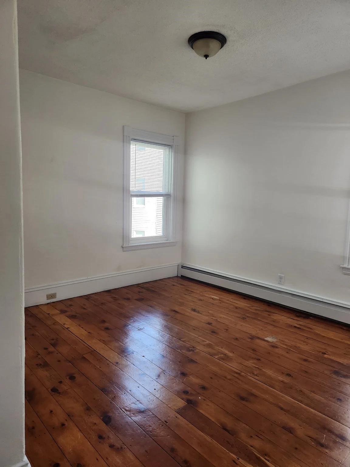 3 bed, 1 bath apartment for rent at 149 Vernon St Unit 2, Worcester — photo 6 of 21