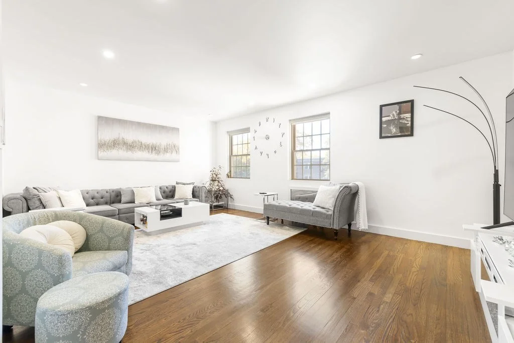 2 bed, 1 bath apartment for rent at 1490 Beacon St Unit 4, Coolidge Corner — photo 1 of 15