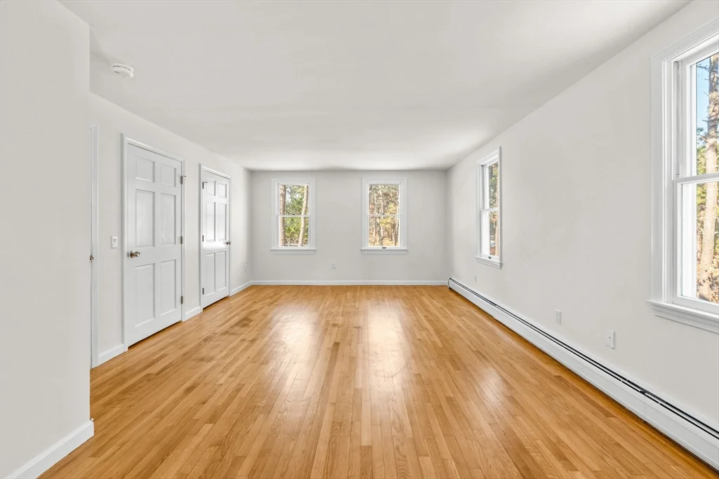 3 bed, 2 bath apartment for rent at 1490 Bridge Rd, Eastham — photo 11 of 24