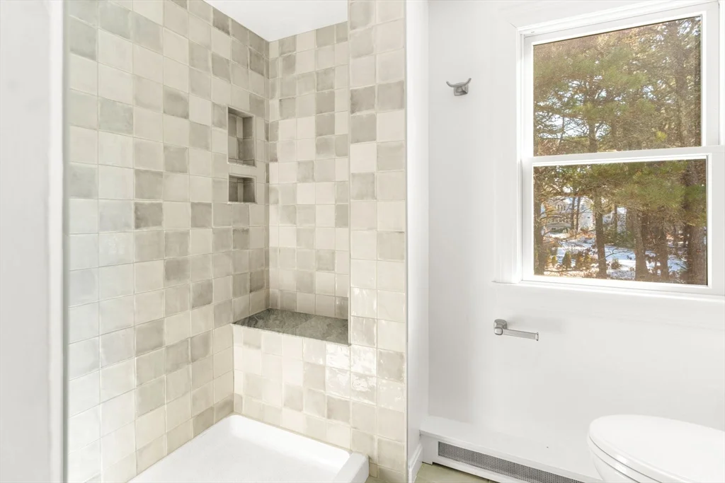 3 bed, 2 bath apartment for rent at 1490 Bridge Rd, Eastham — photo 16 of 24