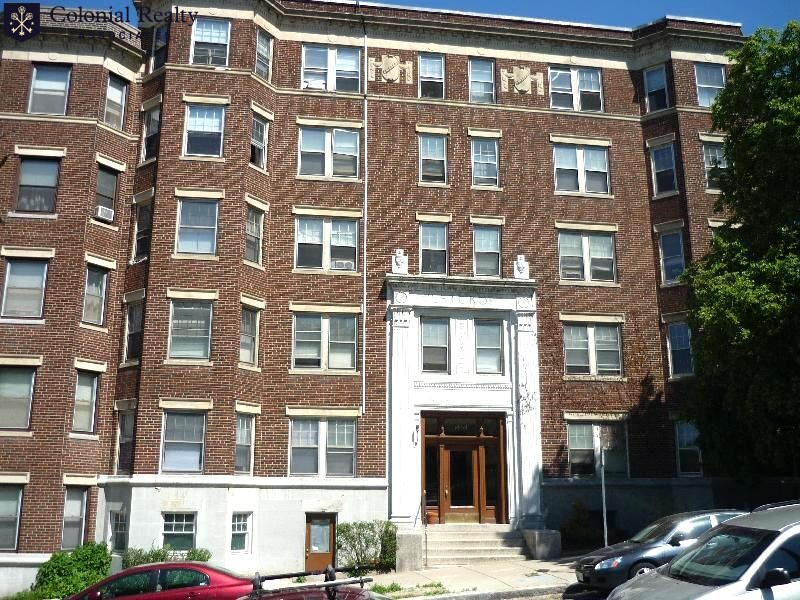 1 bed, 1 bath apartment for rent at 1493 Commonwealth Ave Unit 47, Brighton