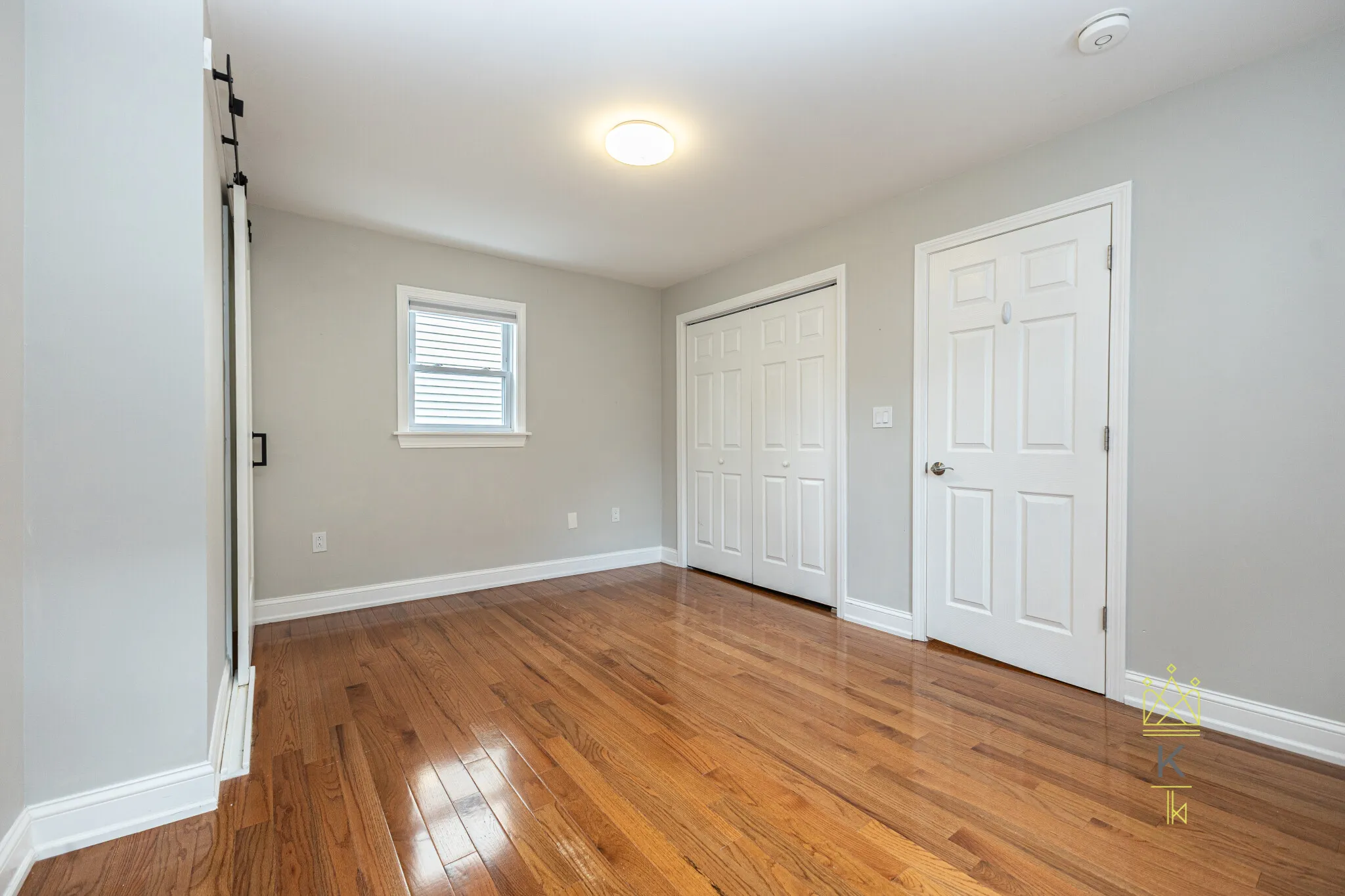 2 bed, 2 bath apartment for rent at 1495 Hyde Park Ave Unit Unit1, Hyde Park — photo 14 of 36