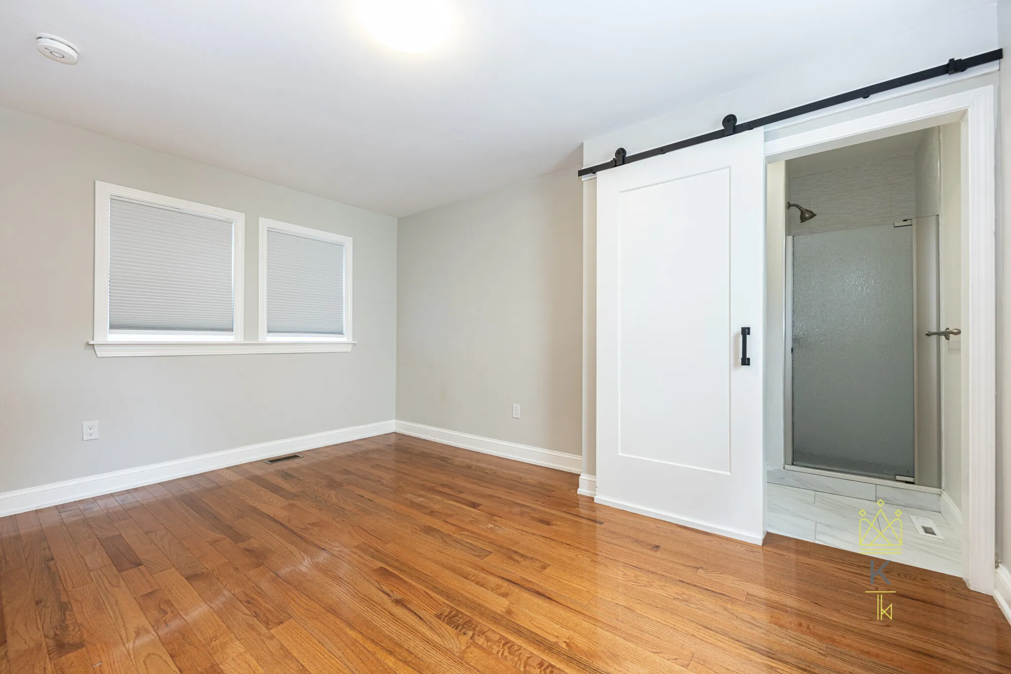 2 bed, 2 bath apartment for rent at 1495 Hyde Park Ave Unit Unit1, Hyde Park — photo 17 of 36