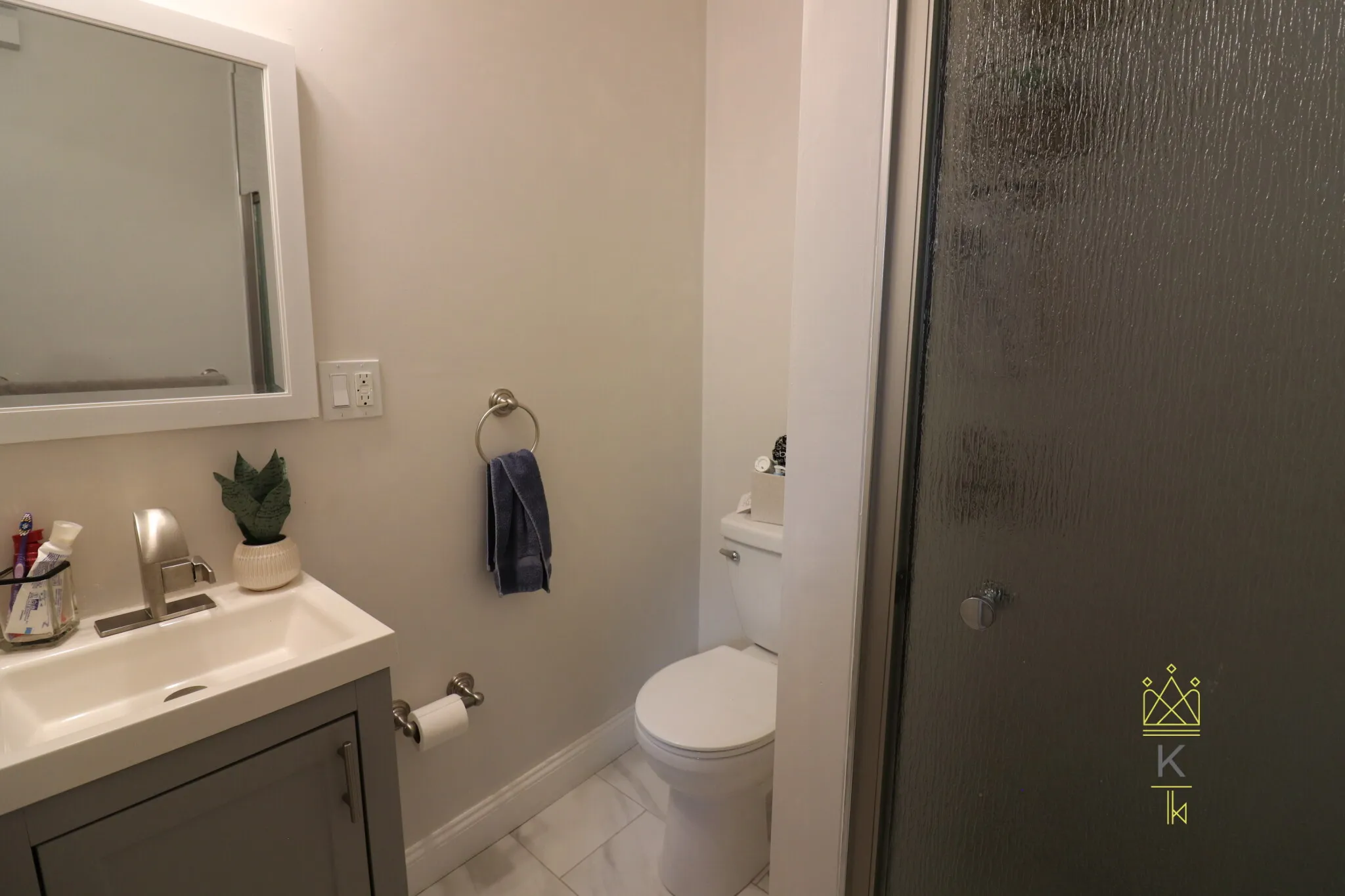 2 bed, 2 bath apartment for rent at 1495 Hyde Park Ave Unit Unit1, Hyde Park — photo 28 of 36
