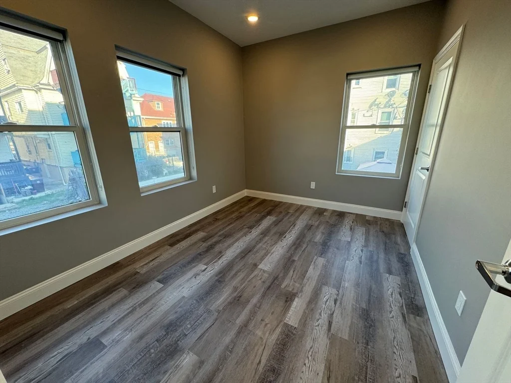 1 bed, 1 bath apartment for rent at 1499 North Shore Rd Unit 405, Revere — photo 3 of 8