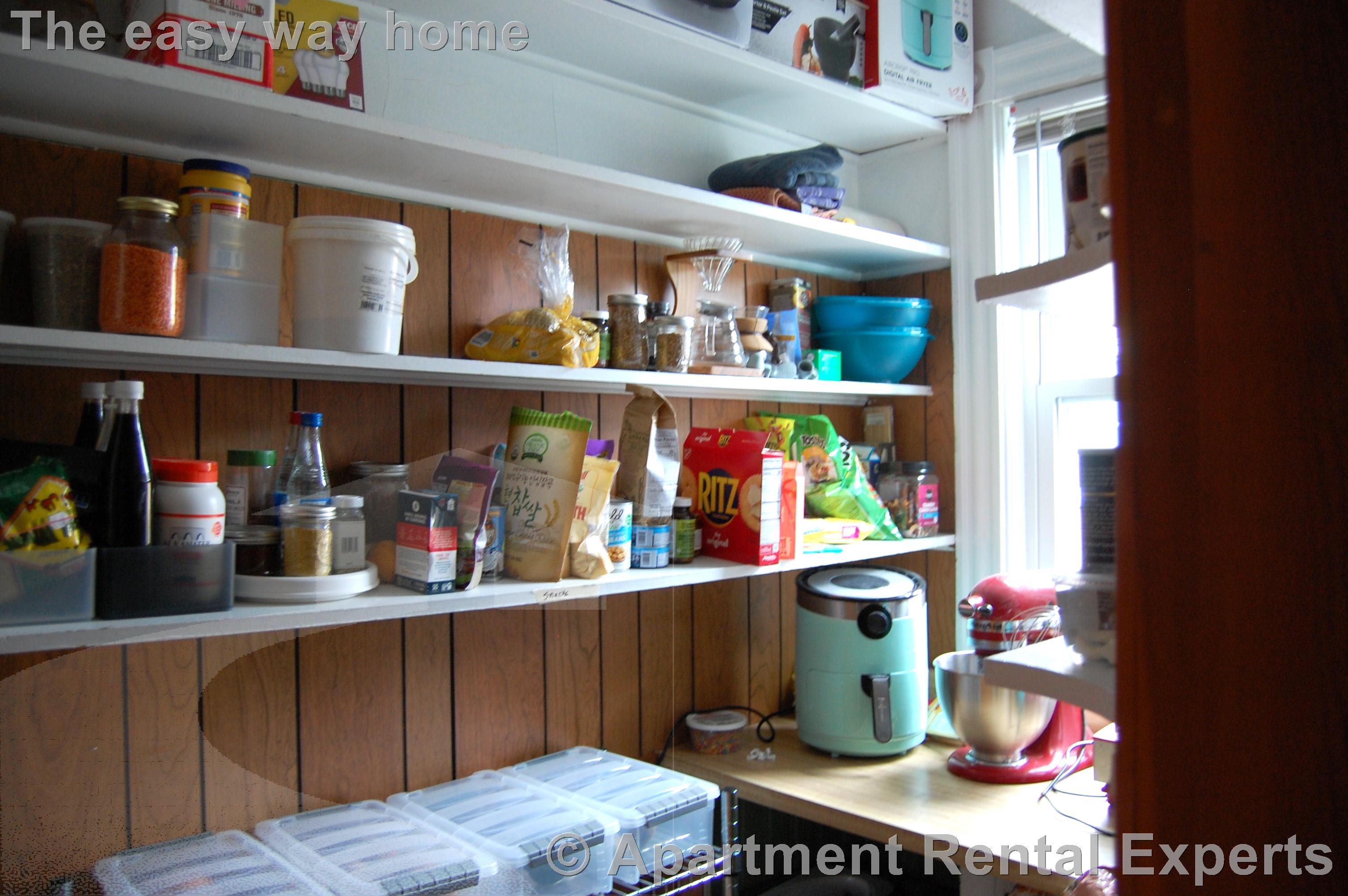 4 bed, 1 bath apartment for rent at 14A Cottage Ave Unit 2, Davis Square — photo 14 of 21
