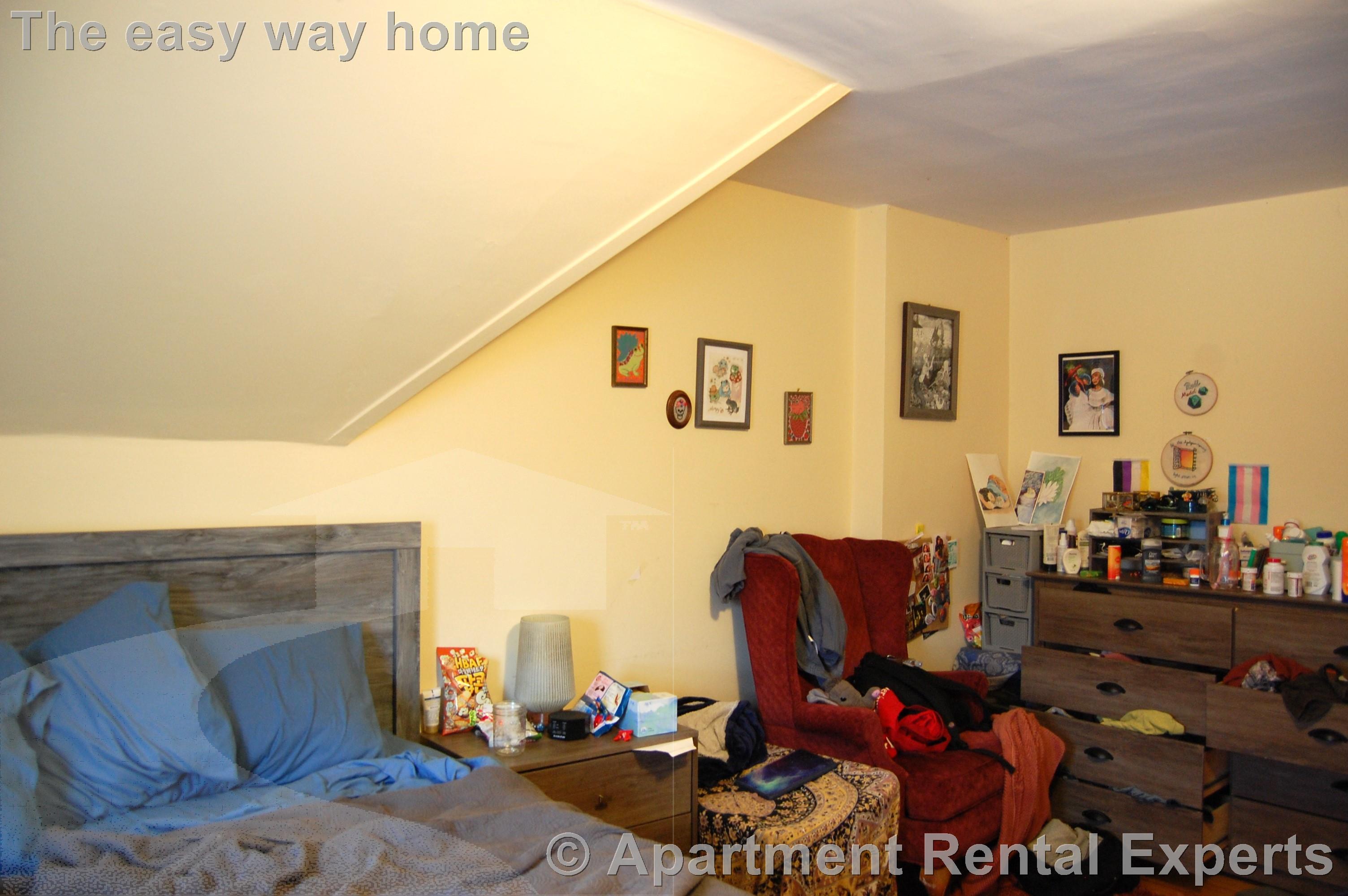 4 bed, 1 bath apartment for rent at 14A Cottage Ave Unit 2, Davis Square — photo 8 of 21