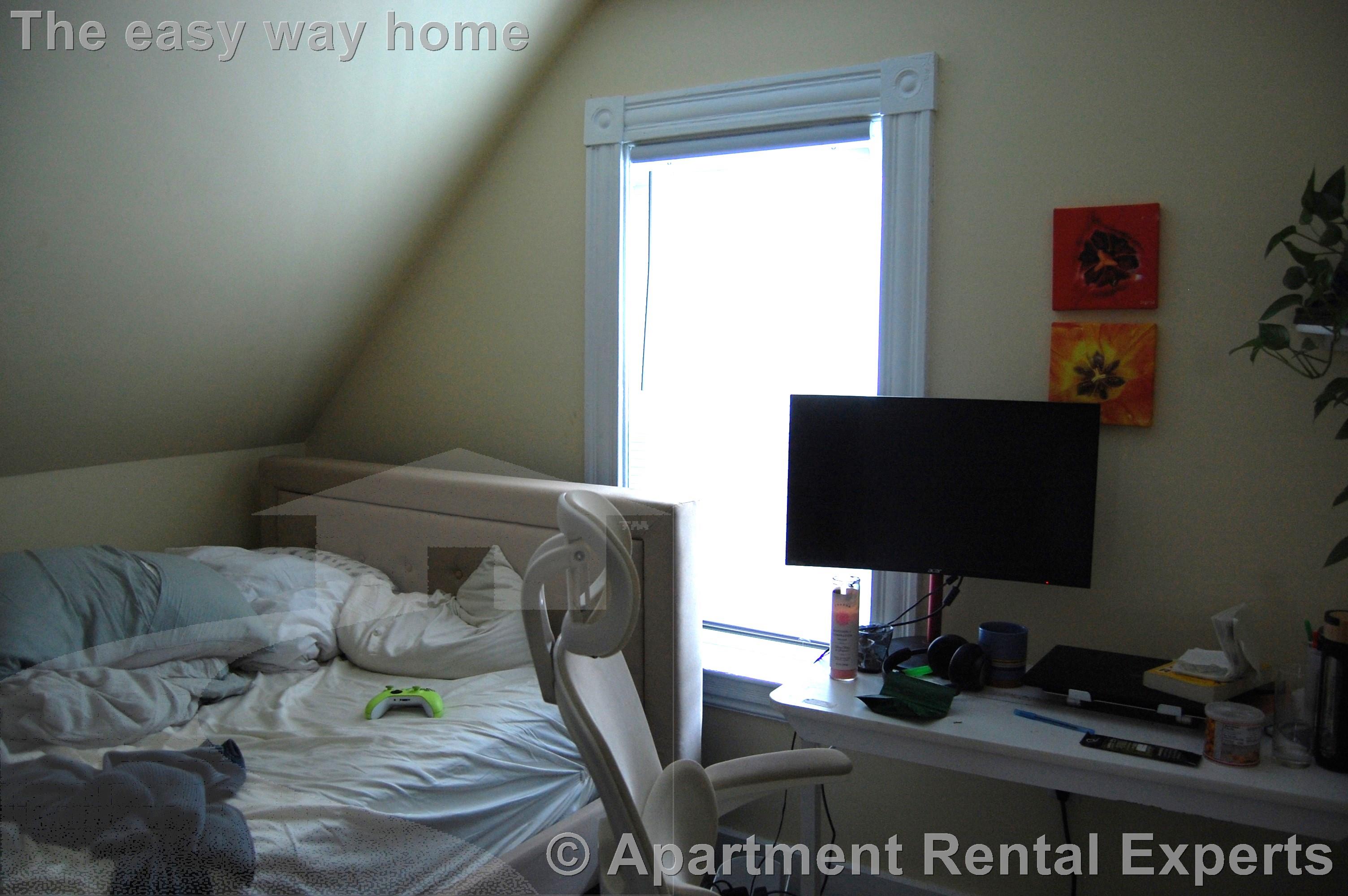 4 bed, 1 bath apartment for rent at 14A Cottage Ave Unit 2, Davis Square — photo 10 of 21