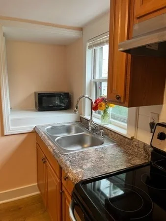 Studio bed, 1 bath apartment for rent at 15 1/2 Third St Unit 1, Ayer — photo 9 of 14