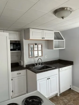 1 bed, 1 bath apartment for rent at 15 1/2 Third St Unit 2, Ayer — photo 3 of 14