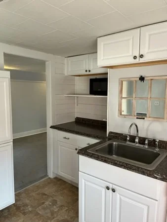 1 bed, 1 bath apartment for rent at 15 1/2 Third St Unit 2, Ayer — photo 7 of 14