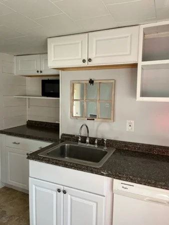 1 bed, 1 bath apartment for rent at 15 1/2 Third St Unit 2, Ayer — photo 6 of 14