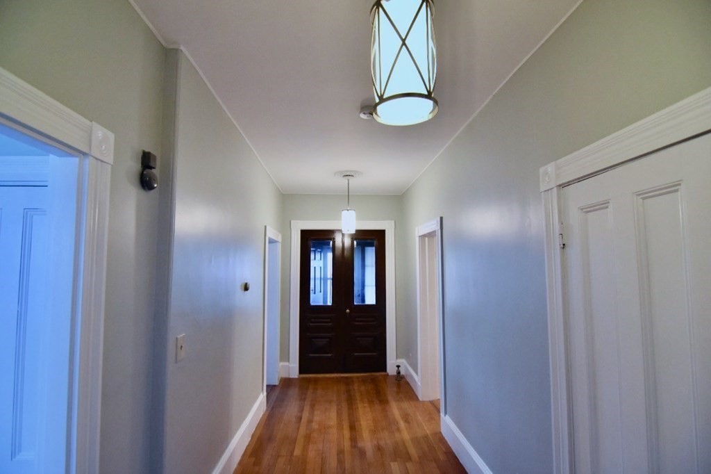 3 bed, 1 bath apartment for rent at 15-1/2 Tremlett St Unit 1, Dorchester — photo 6 of 18