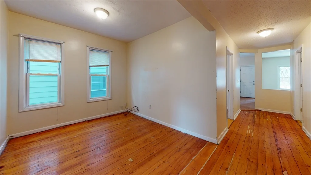 3 bed, 1 bath apartment for rent at 15-17 Langdon Unit 17-2, Roxbury — photo 5 of 8