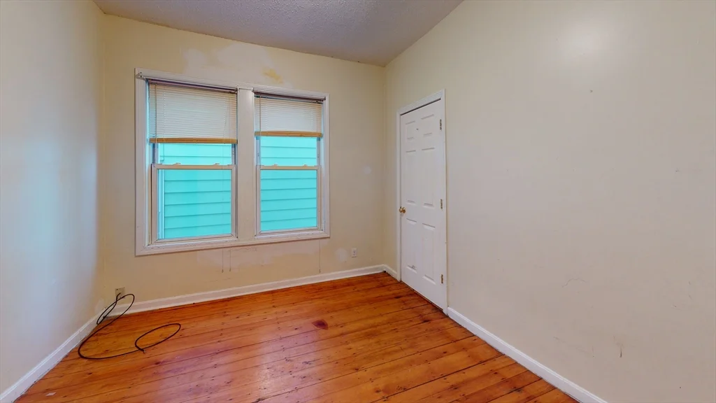 3 bed, 1 bath apartment for rent at 15-17 Langdon Unit 17-2, Roxbury — photo 6 of 8