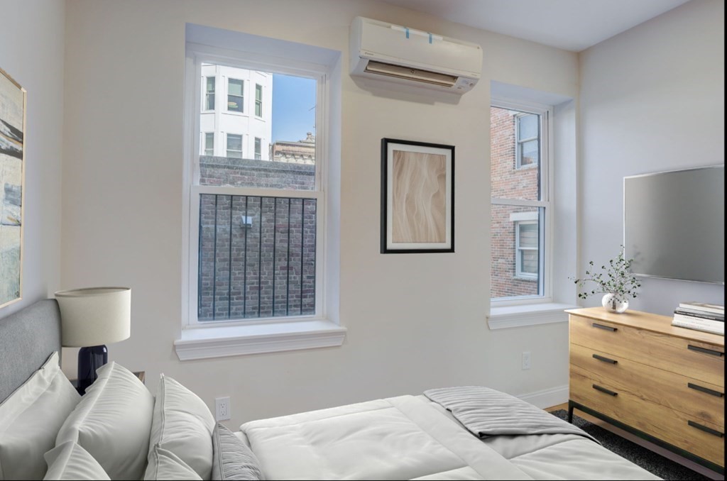 2 bed, 1 bath apartment for rent at 15-19 Bartlett Pl Unit 1, North End — photo 3 of 4