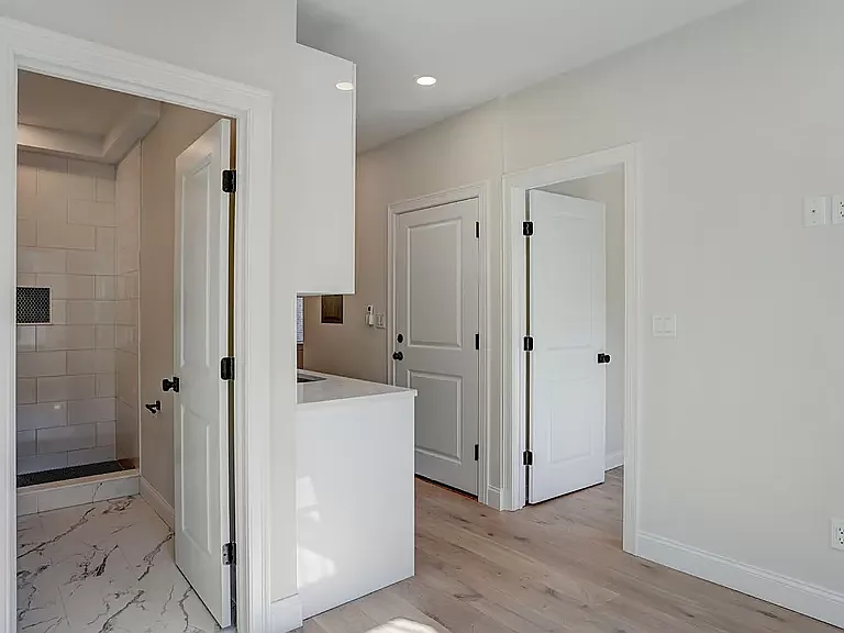 2 bed, 1 bath apartment for rent at 15-19 Bartlett Pl Unit 2, North End — photo 2 of 5