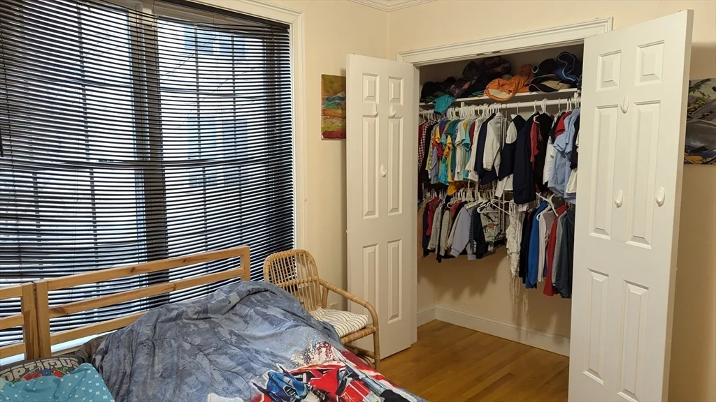 3 bed, 2 bath apartment for rent at 15-19 Vineland St Unit 19, Brighton — photo 7 of 13