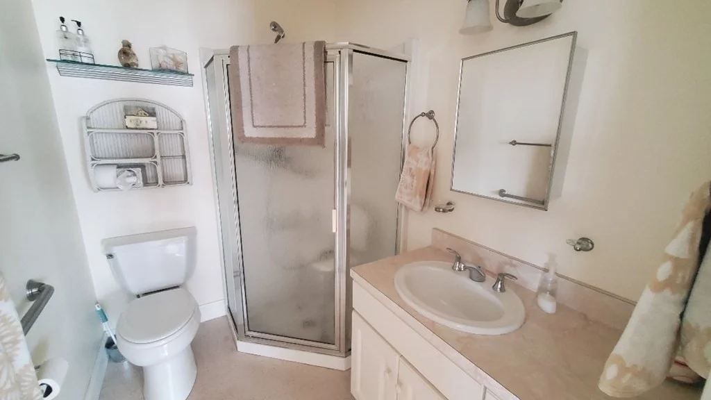 4 bed, 2 bath apartment for rent at 15 49th St Unit WINTER, Plum Island — photo 14 of 25