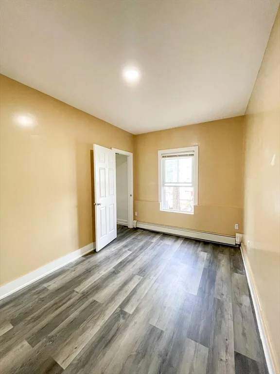 2 bed, 1 bath apartment for rent at 15 8th Ave Unit A, Haverhill — photo 3 of 5