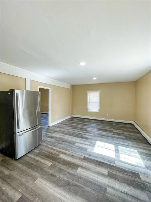 2 bed, 1 bath apartment for rent at 15 8th Ave Unit A, Haverhill — photo 2 of 5
